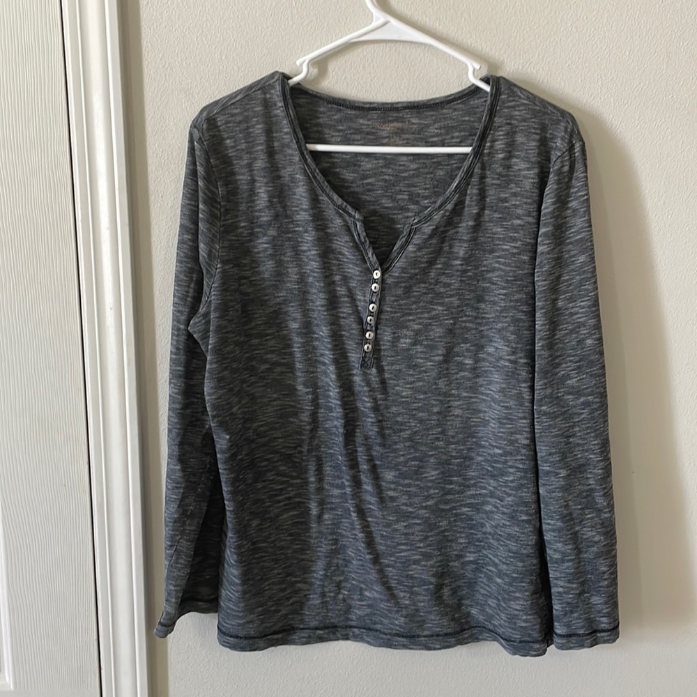 XL Grey Heathered Long Sleeve Tee